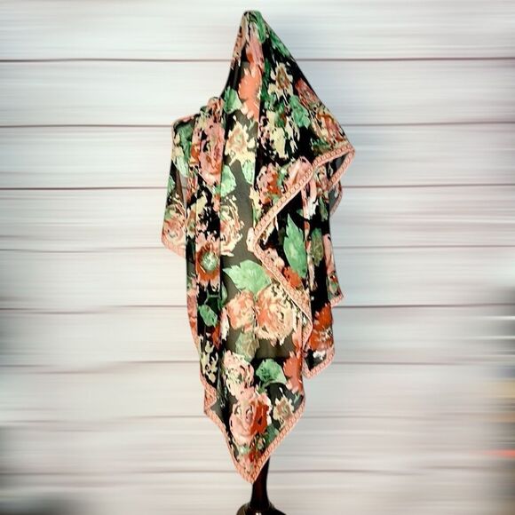 Large Silk (?) Chiffon Square Scarf Floral Print Hand Rolled 40x40” - Picture 5 of 11